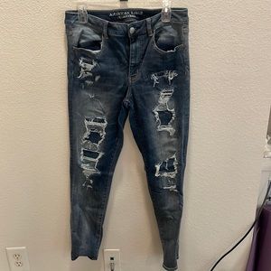 Distressed American eagle jeans